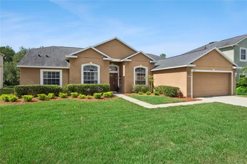 5703 AUTUMN CHASE CIRCLE