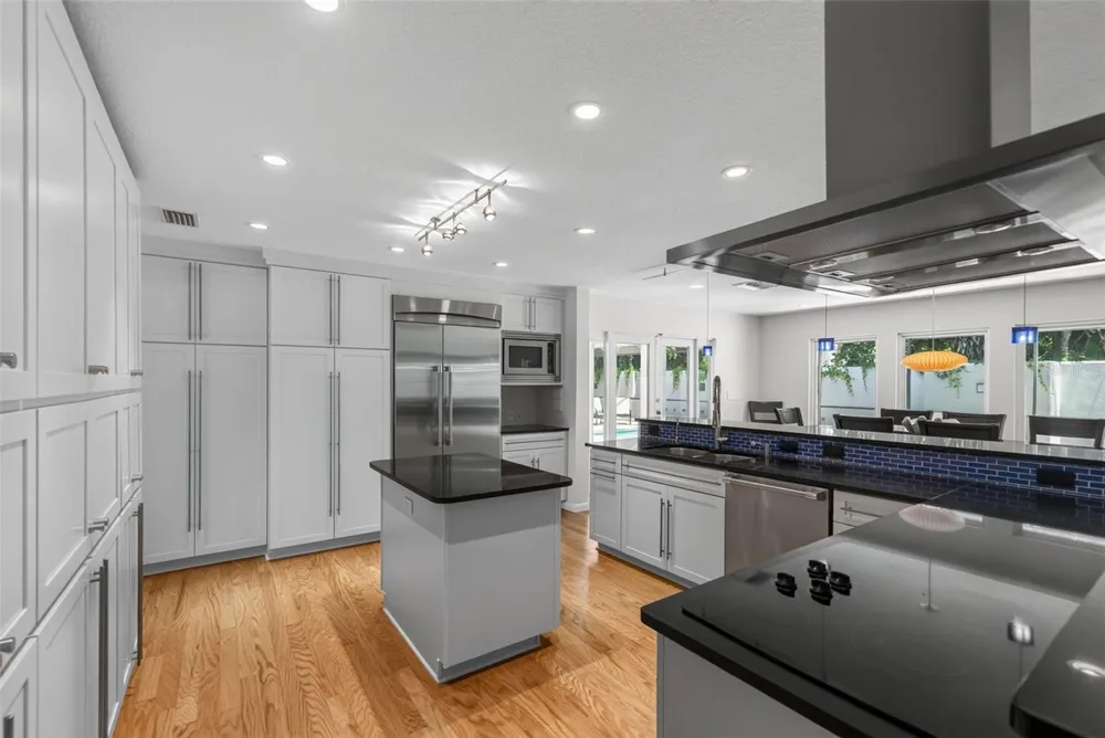 2631 PURITAN TERRACE Sarasota, FL 34239