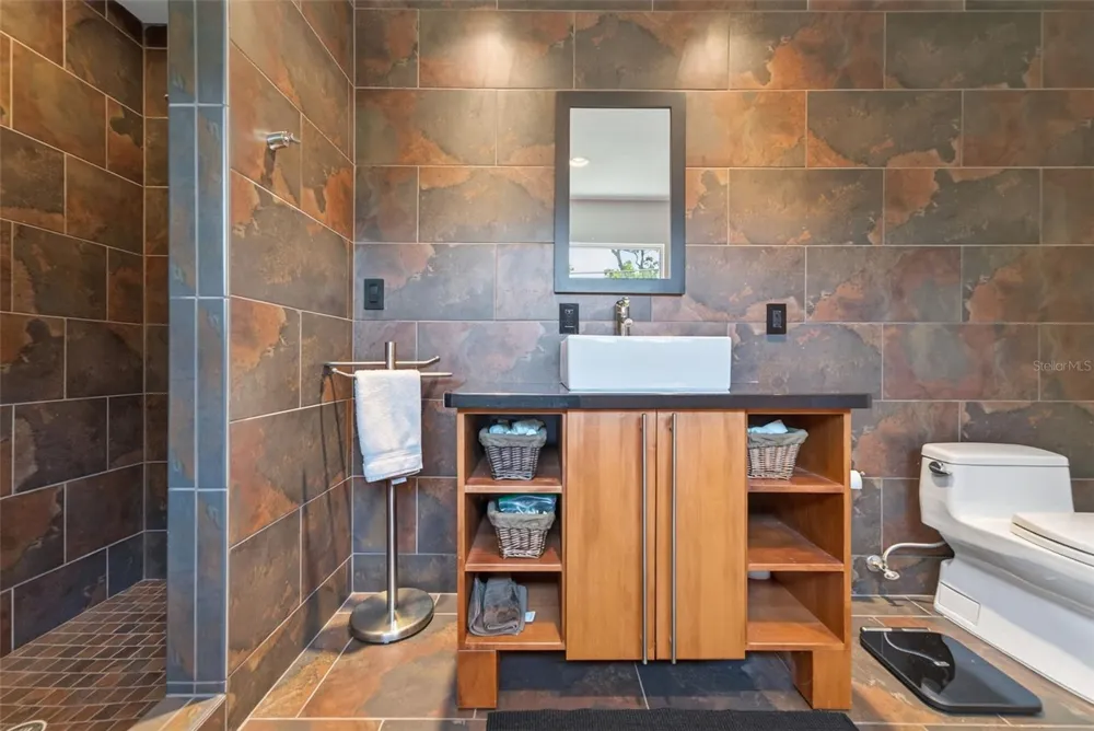 2631 PURITAN TERRACE Sarasota, FL 34239