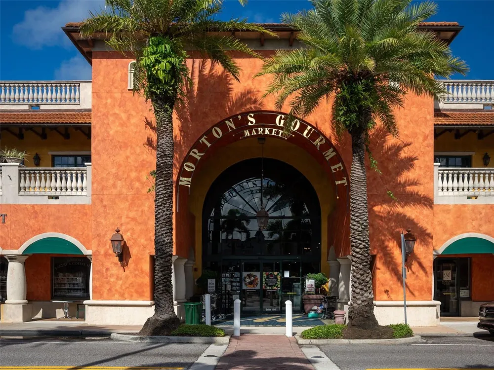 2631 PURITAN TERRACE Sarasota, FL 34239
