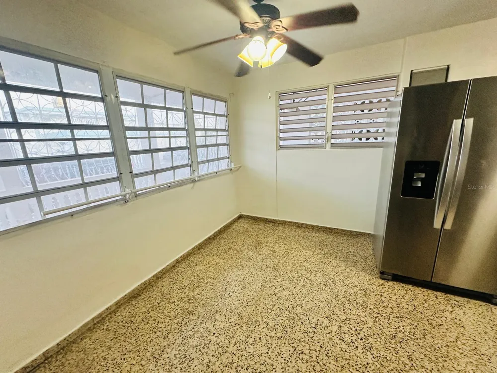 AH 19 JARDINES DE COUNTRY CLUB Carolina, PR 00979