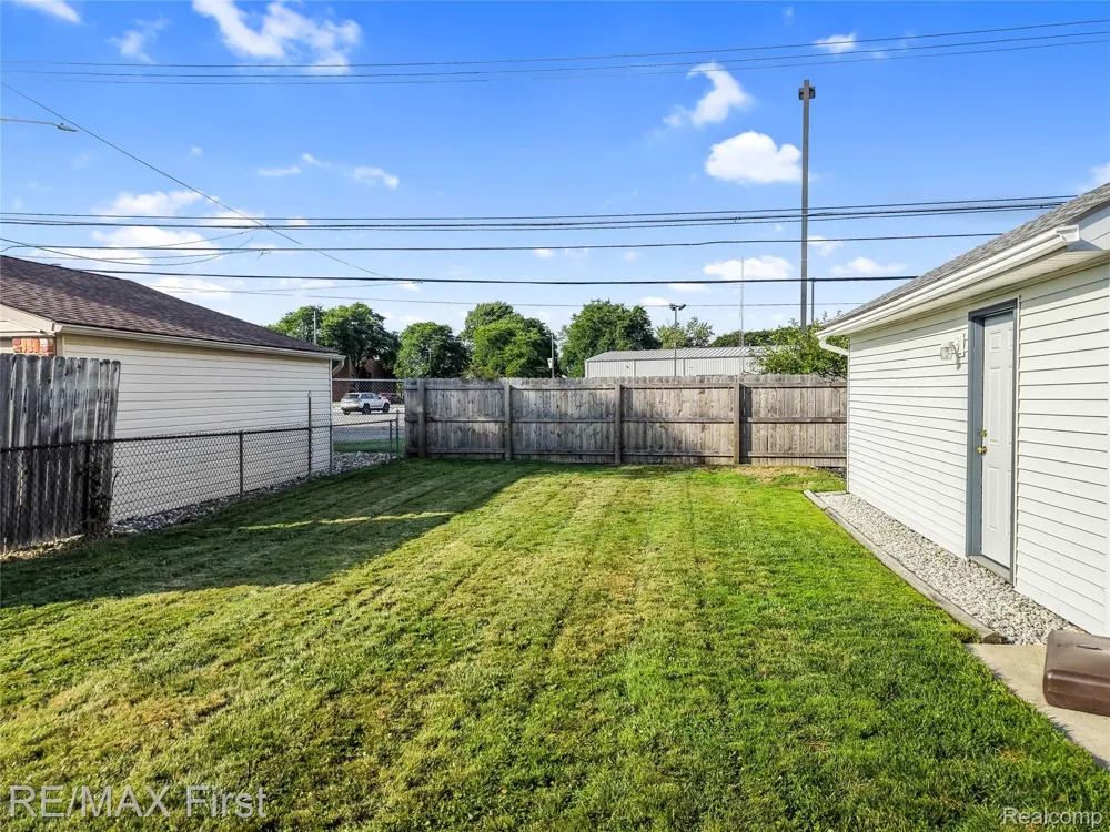 23037 Hoffman Street St Clair Shores City, MI 48082