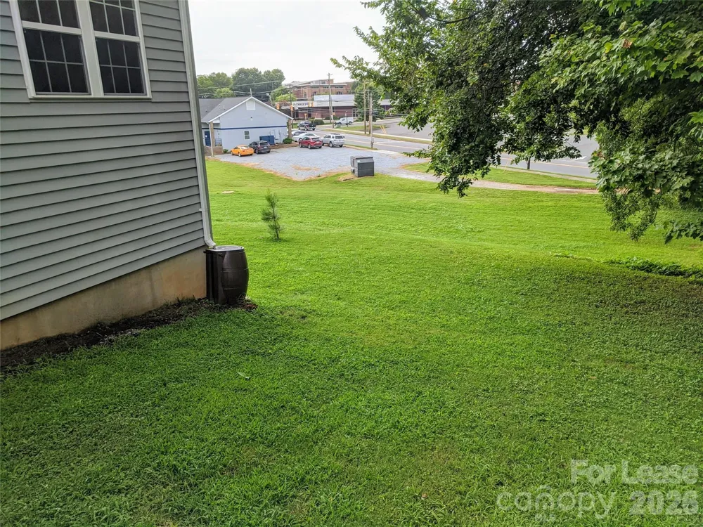 322 Clover Street Mooresville, NC 28115