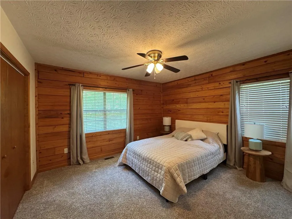 8911 Daerwater Drive Winston, GA 30187