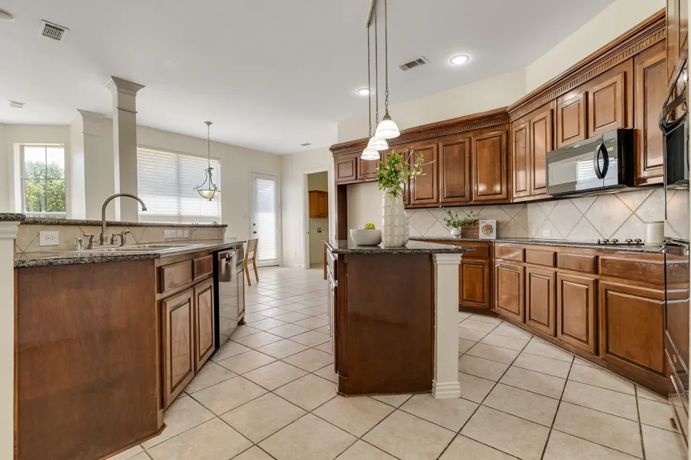 465 Bee Caves Road Lucas, TX 75002