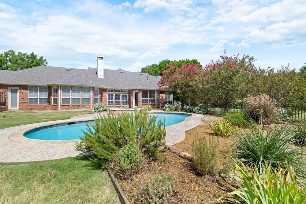 465 Bee Caves Road Lucas, TX 75002