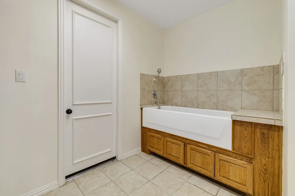 465 Bee Caves Road Lucas, TX 75002