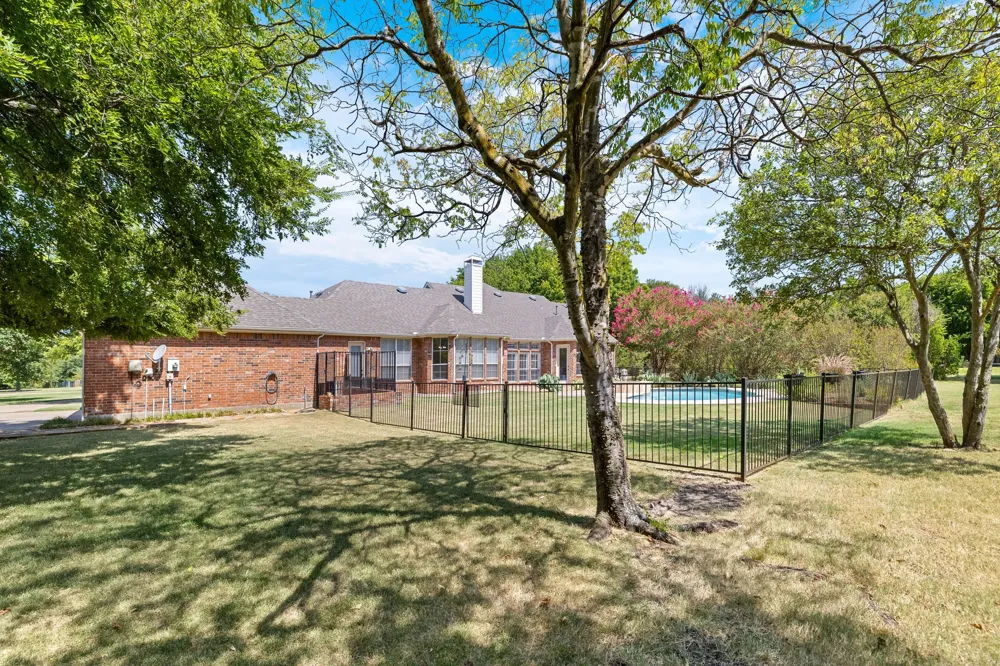 465 Bee Caves Road Lucas, TX 75002