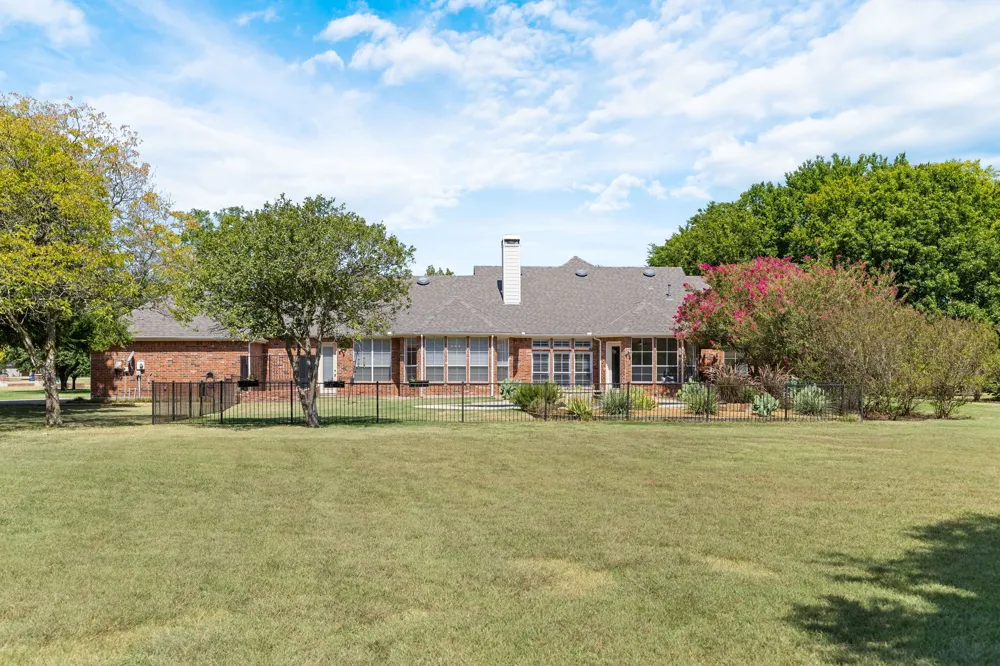 465 Bee Caves Road Lucas, TX 75002