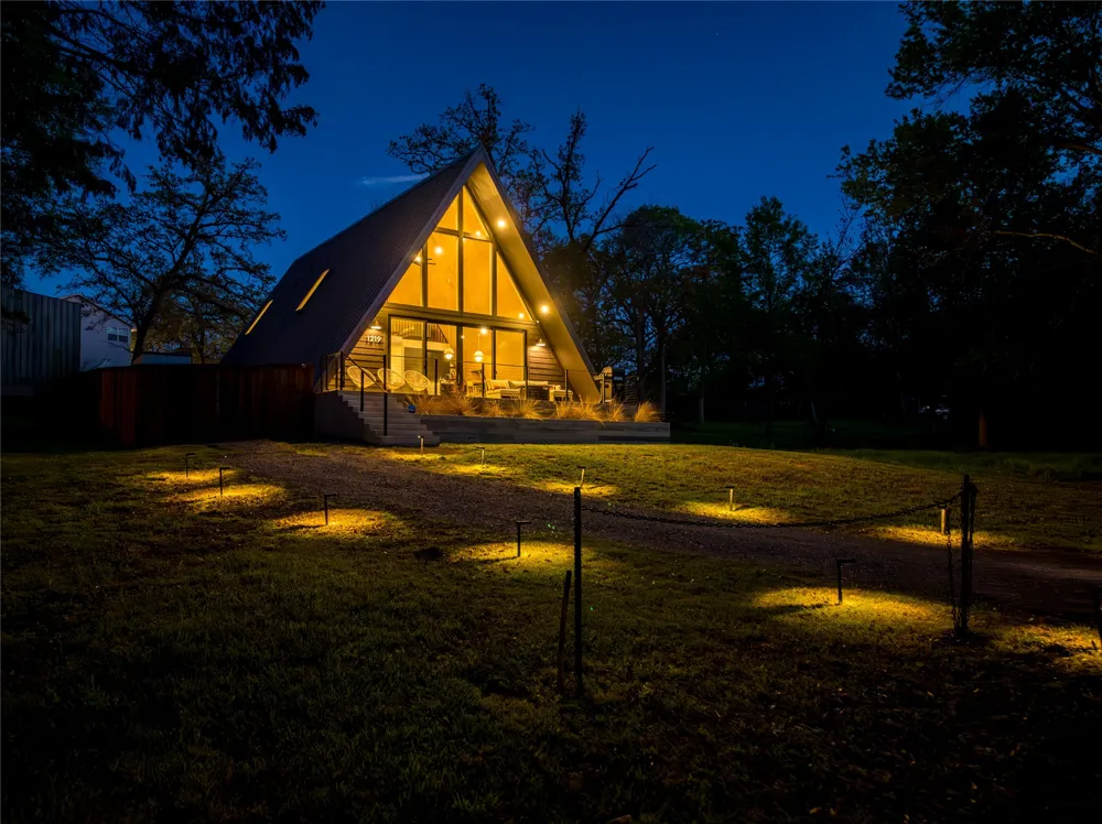 1219 Whispering Springs Drive Tool, TX 75143
