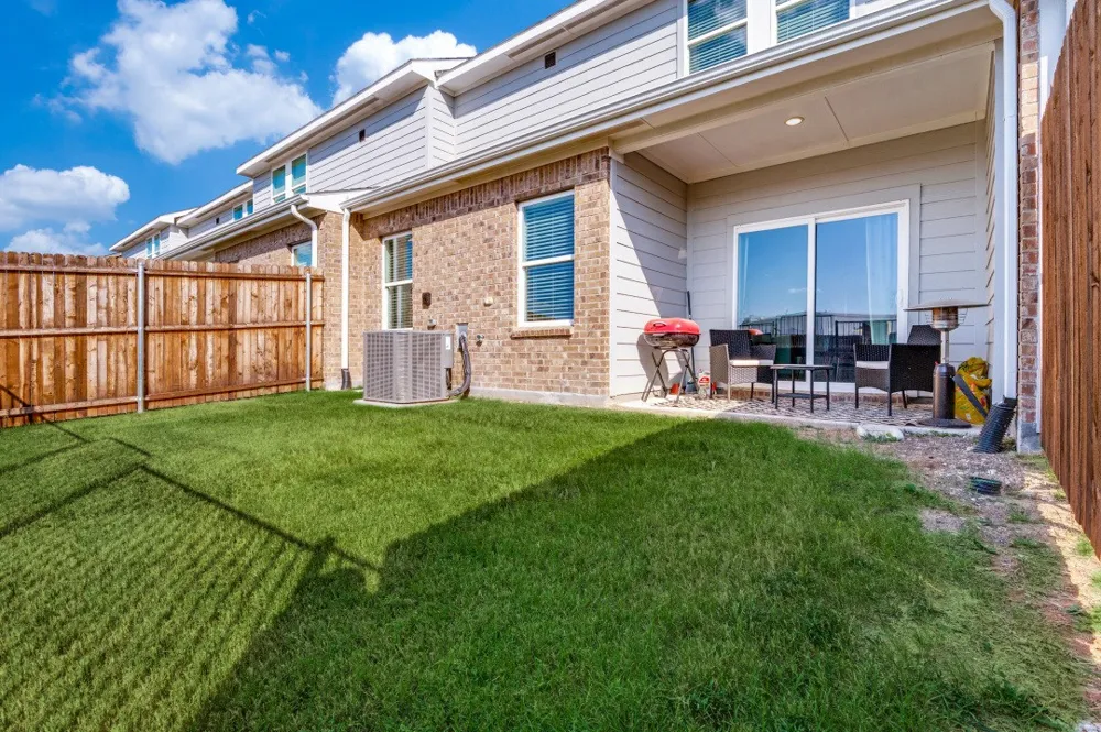 237 Berthe Court Cedar Hill, TX 75104