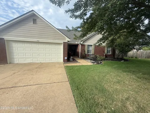 1141 Stonegate Cove