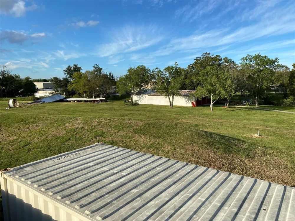 2609 Hughes Road Dickinson, TX 77539