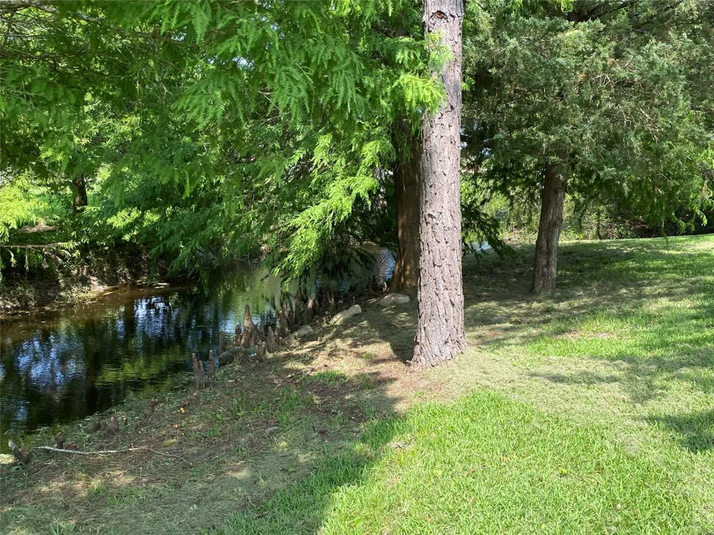 2609 Hughes Road Dickinson, TX 77539