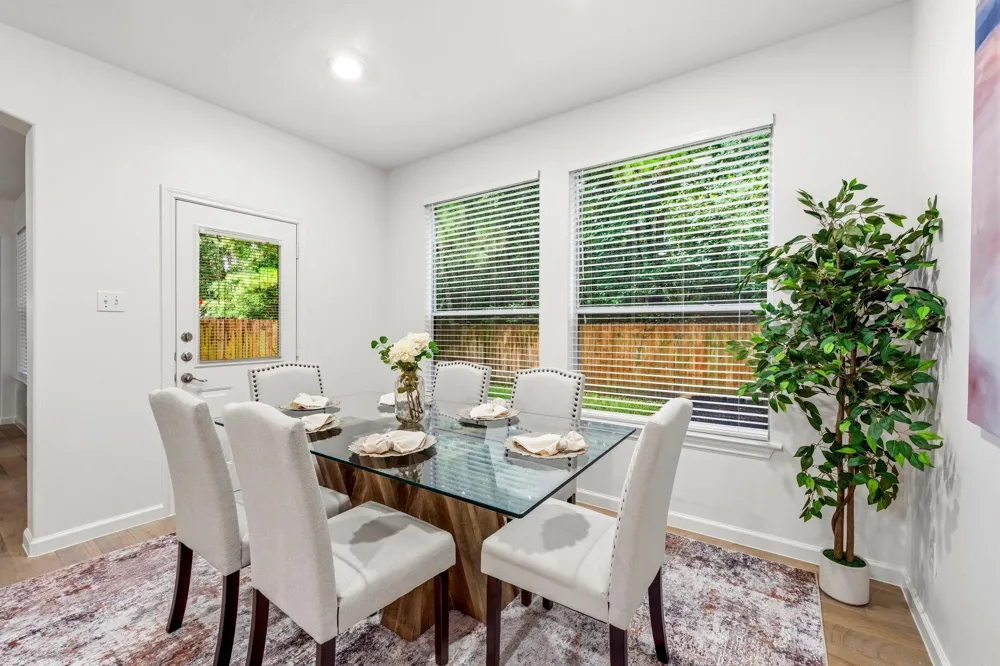 103 Ledgestone Place The Woodlands, TX 77382