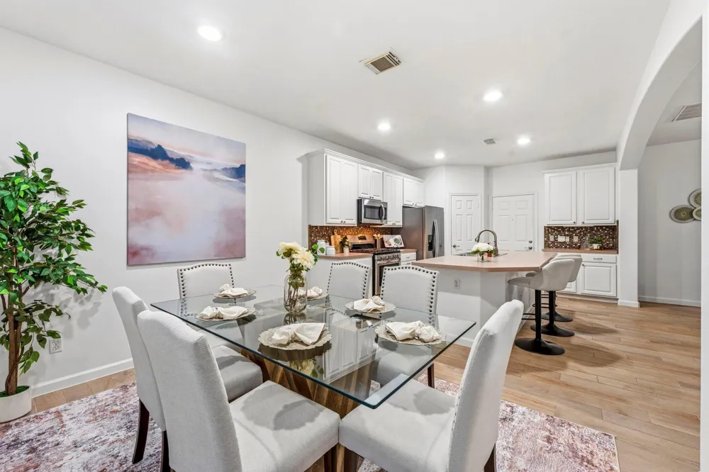 103 Ledgestone Place The Woodlands, TX 77382
