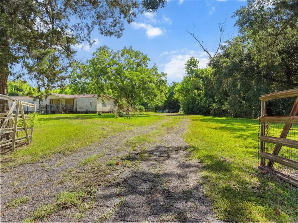 1116 Red Bud Street Channelview, TX 77530