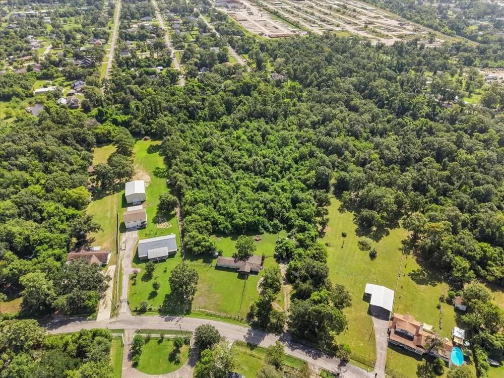 1116 Red Bud Street Channelview, TX 77530