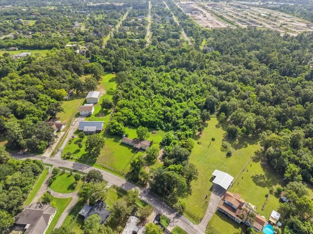 1116 Red Bud Street Channelview, TX 77530