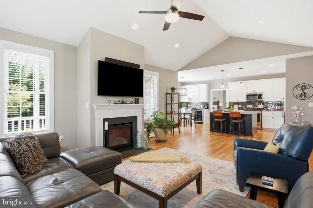 132 VINCENT DRIVE Stephens City, VA 22655