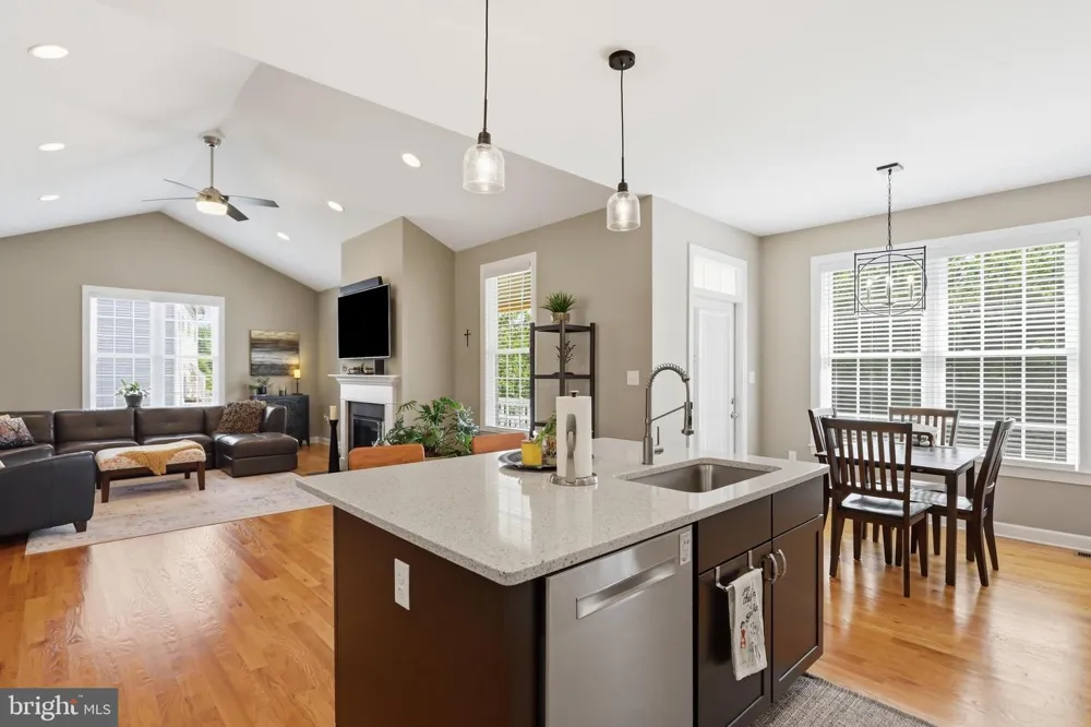 132 VINCENT DRIVE Stephens City, VA 22655
