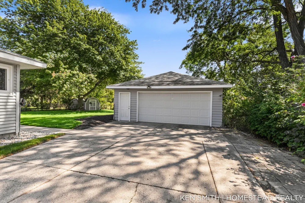 4072 Lila Street SW Grandville, MI 49418