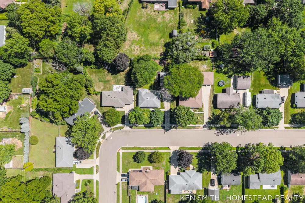 4072 Lila Street SW Grandville, MI 49418