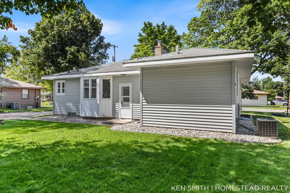 4072 Lila Street SW Grandville, MI 49418