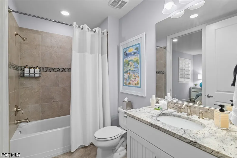 Bellano Court #103 Naples, FL 34119