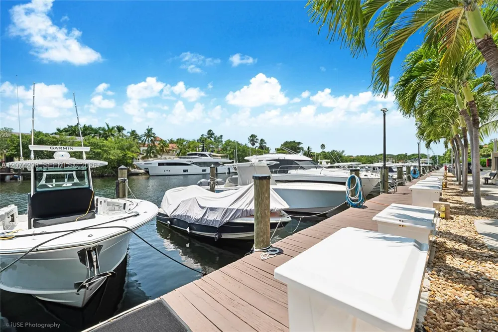 90 Edgewater Dr #PH11 Coral Gables, FL 33133