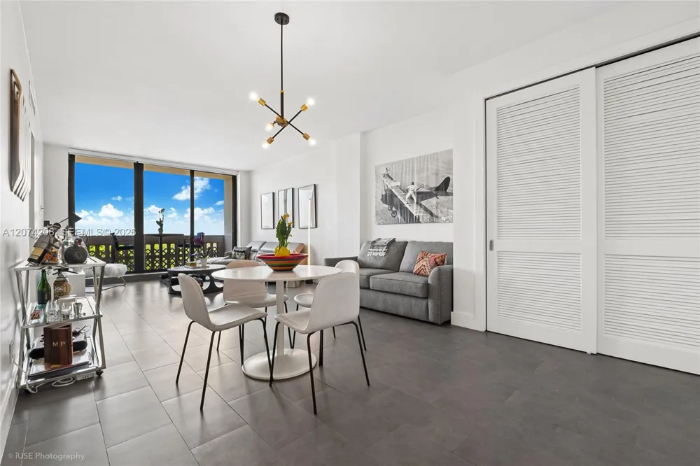 90 Edgewater Dr #PH11 Coral Gables, FL 33133