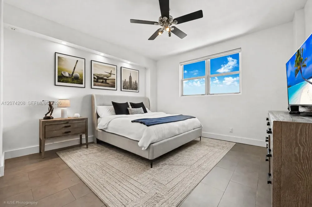 90 Edgewater Dr #PH11 Coral Gables, FL 33133
