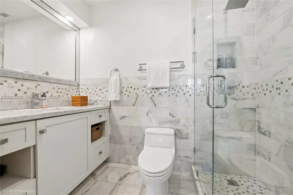 90 Edgewater Dr #PH11 Coral Gables, FL 33133