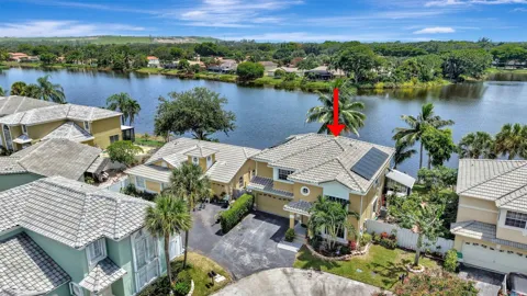 5456 NW 44th Way