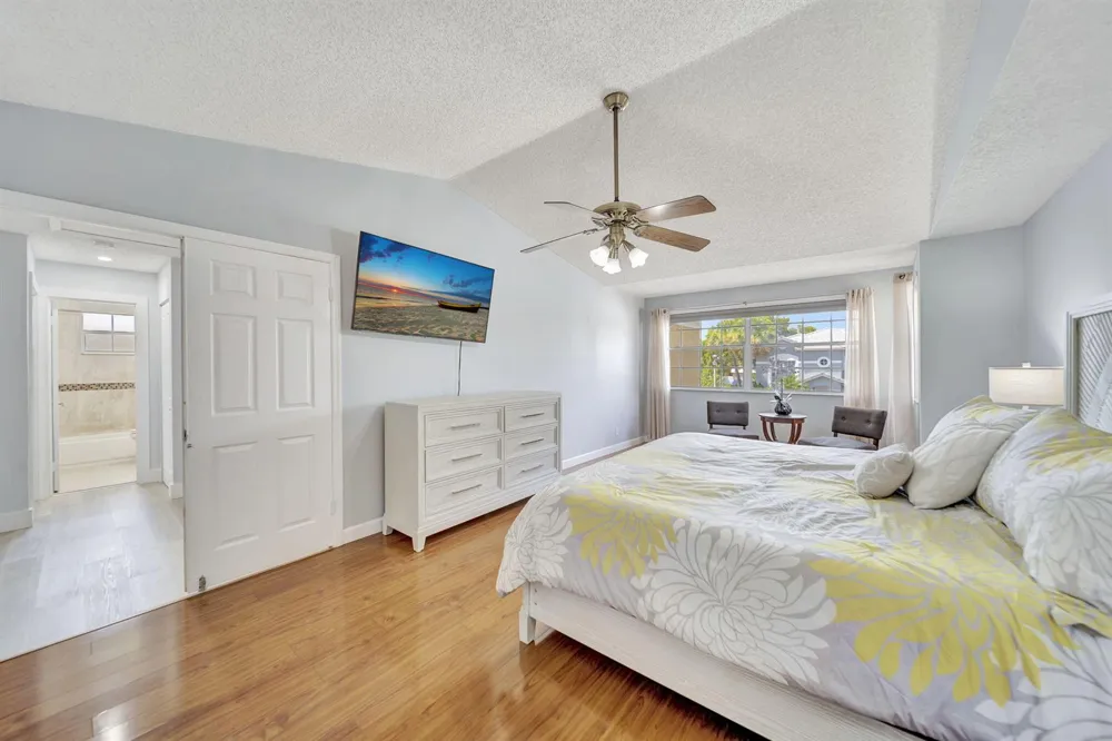 5456 NW 44th Way Coconut Creek, FL 33073