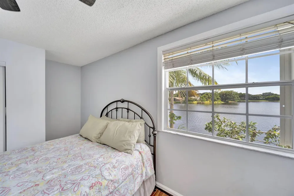 5456 NW 44th Way Coconut Creek, FL 33073