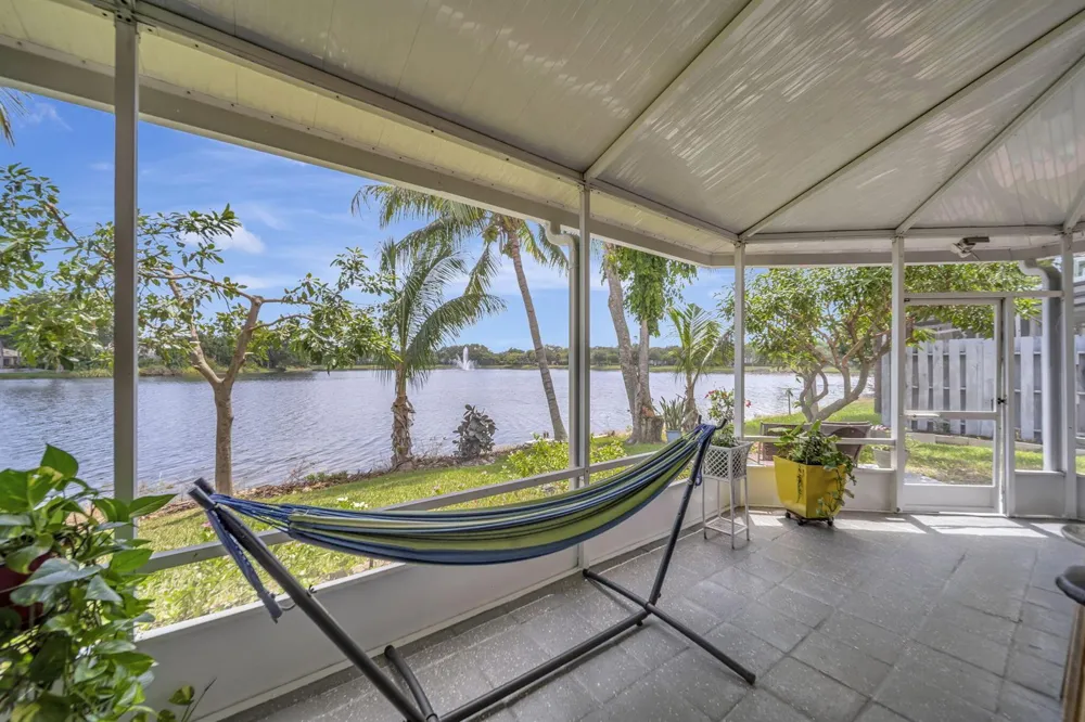 5456 NW 44th Way Coconut Creek, FL 33073