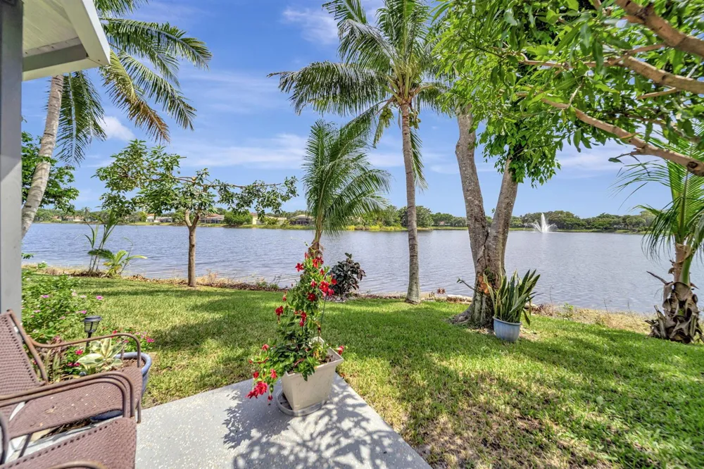 5456 NW 44th Way Coconut Creek, FL 33073