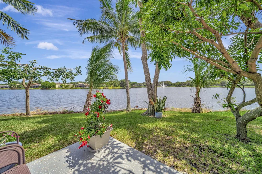 5456 NW 44th Way Coconut Creek, FL 33073