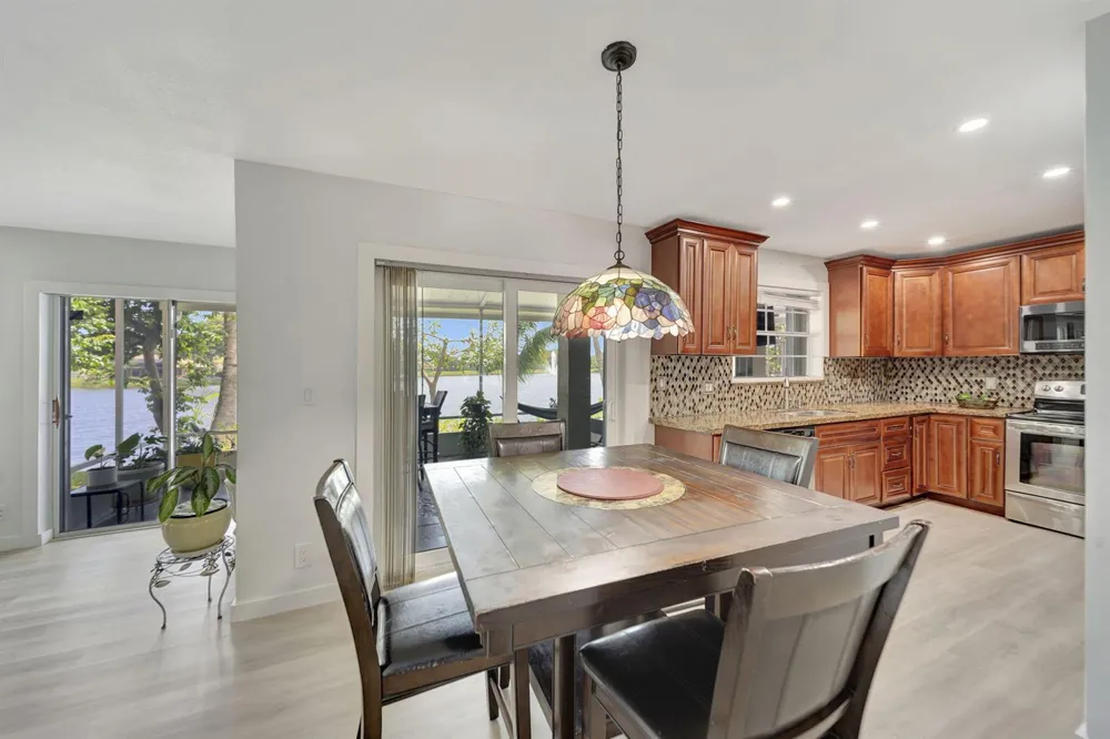 5456 NW 44th Way Coconut Creek, FL 33073