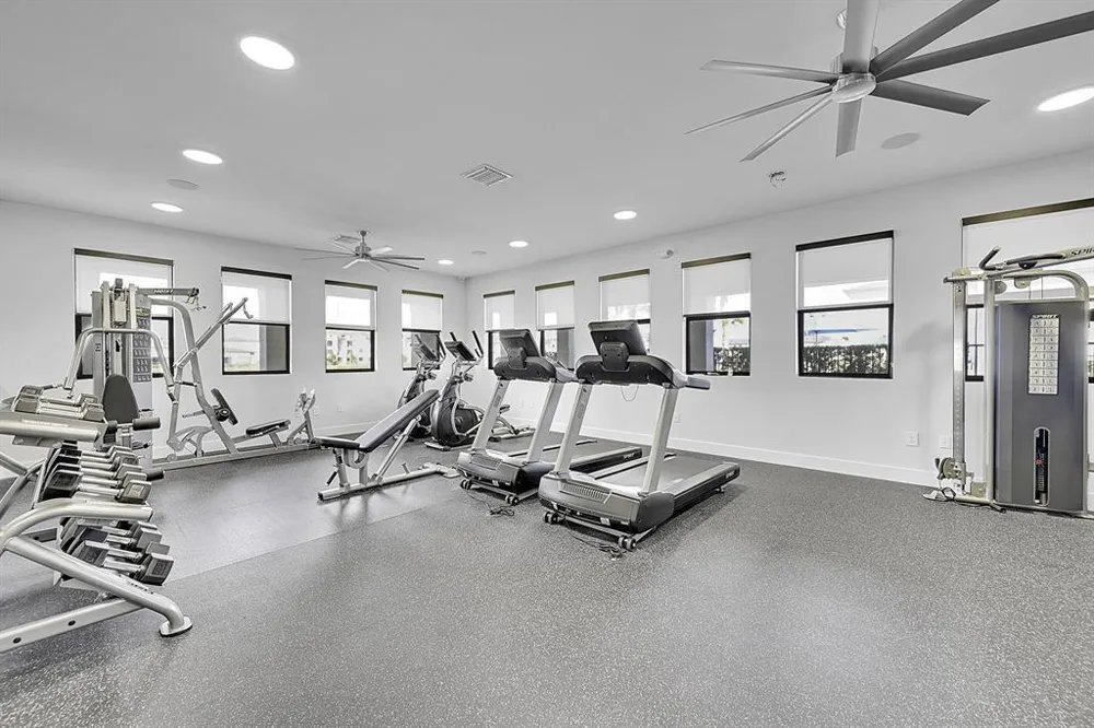 424 NW 203RD TERRACE Miami Gardens, FL 33169