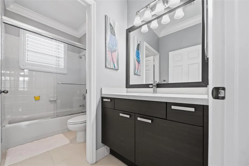 4916 SW 38th Way Fort Lauderdale, FL 33312