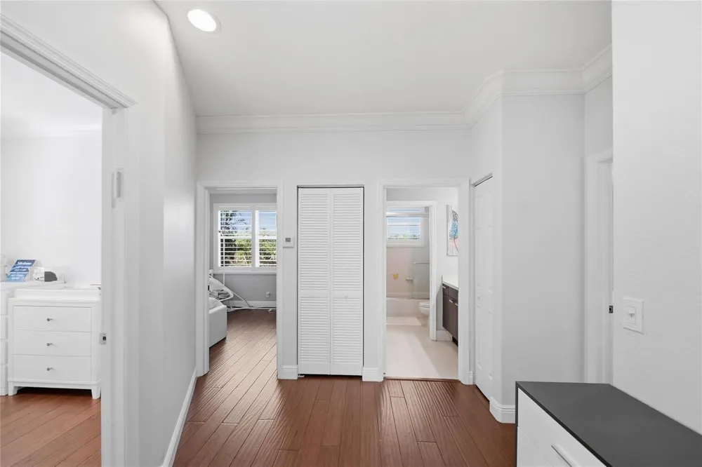 4916 SW 38th Way Fort Lauderdale, FL 33312