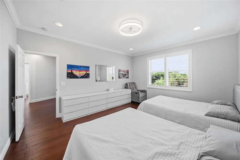 4916 SW 38th Way Fort Lauderdale, FL 33312
