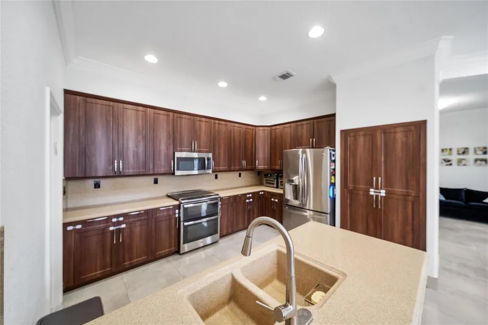 4916 SW 38th Way Fort Lauderdale, FL 33312