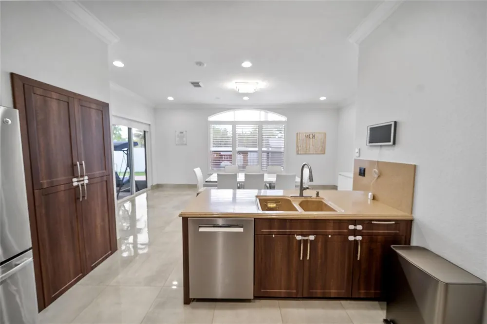 4916 SW 38th Way Fort Lauderdale, FL 33312