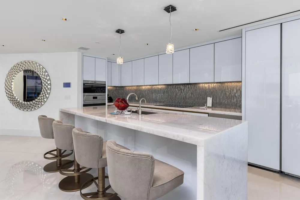 525 FORT LAUDERDALE BEACH BOULEVARD #1702 Fort Lauderdale, FL 33304