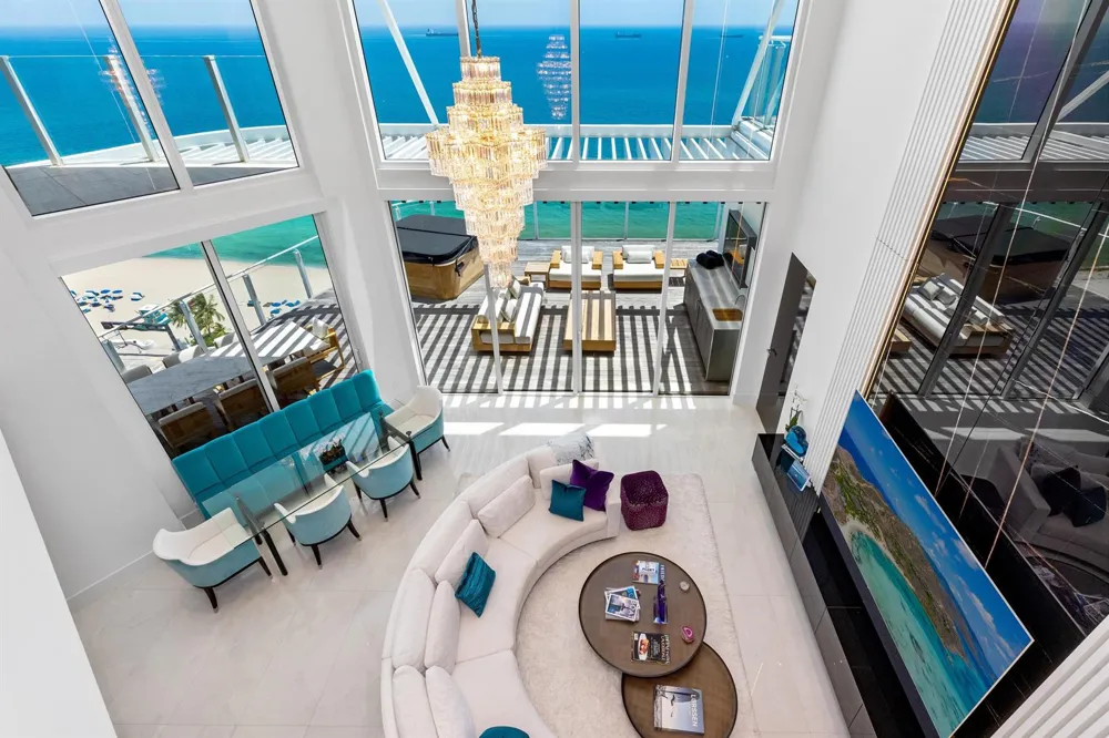 525 FORT LAUDERDALE BEACH BOULEVARD #1702 Fort Lauderdale, FL 33304