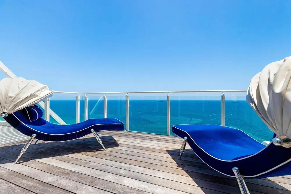 525 FORT LAUDERDALE BEACH BOULEVARD #1702 Fort Lauderdale, FL 33304