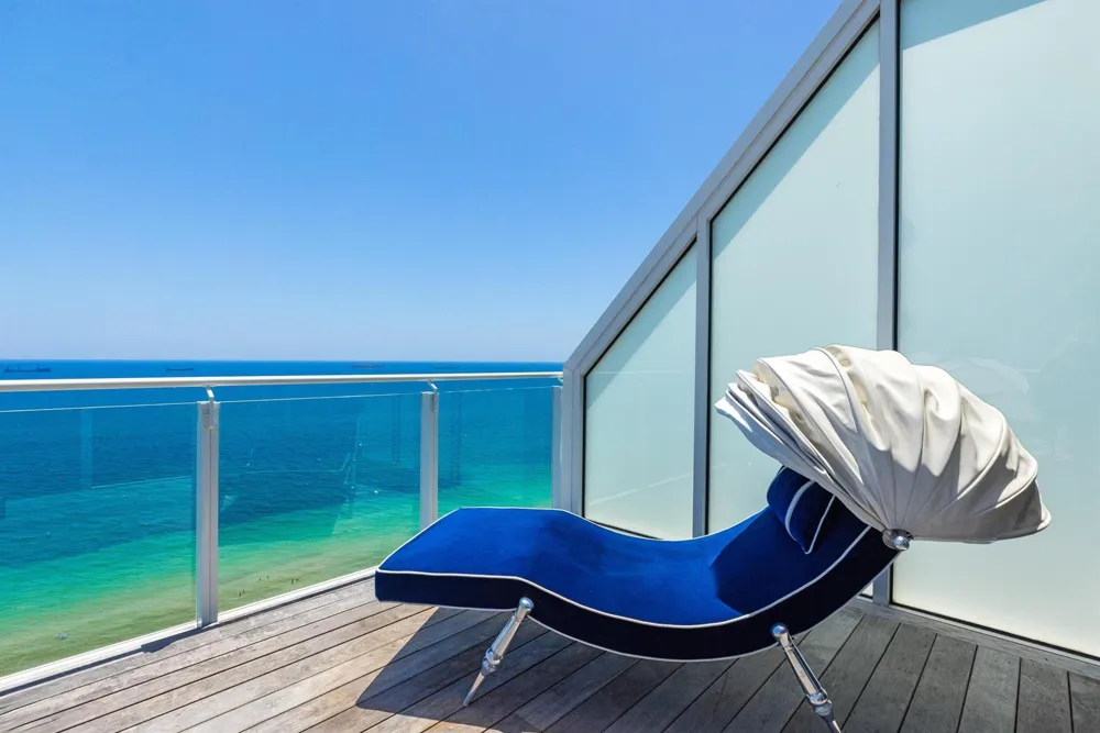 525 FORT LAUDERDALE BEACH BOULEVARD #1702 Fort Lauderdale, FL 33304